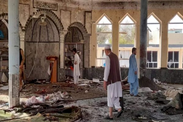 Bom Masjid Meledak di Afghanistan saat Salat Jumat, 47 Orang Tewas