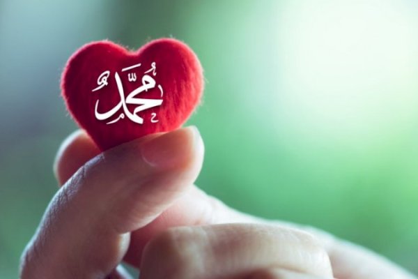 Khutbah Jumat: Kenapa Kita Dianjurkan Merayakan Maulid Nabi?