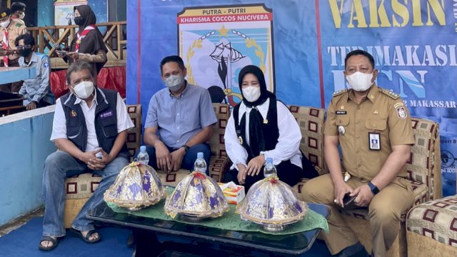 Legislator NasDem Supratman Bareng Wawali Fatmawati Hadiri Vaksinasi Pelajar yang Digelar Sanggar Pramuka KCN di SMA 12 Makassar 