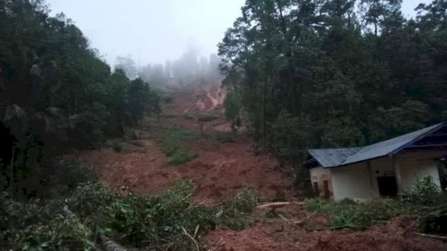 Satu Dusun Terisolir, Pasca Banjir Bandang-Tanah Longsor di Luwu Sulsel