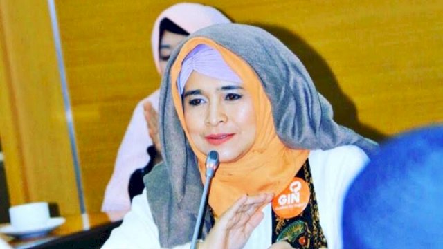 Neno Warisman Kirim Surat ke Amien Rais, Minta Mundur dari Partai Ummat