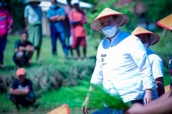 Pangkep Dapat Program Hibah Air Minum, Bupati Yusran: Semoga Bermanfaat bagi Masyarakat