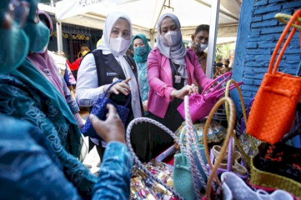 Bangkitkan Ekonomi Masyarakat Lorong, Wawali Fatmawati Rusdi Dorong Penerapan Digitalisasi UMKM