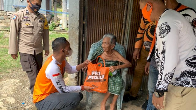 Terus Dapat Bantuan Sembako dari FKJ Brothers, Warga Palopo: Senang Sekali, Alhamdulillah!