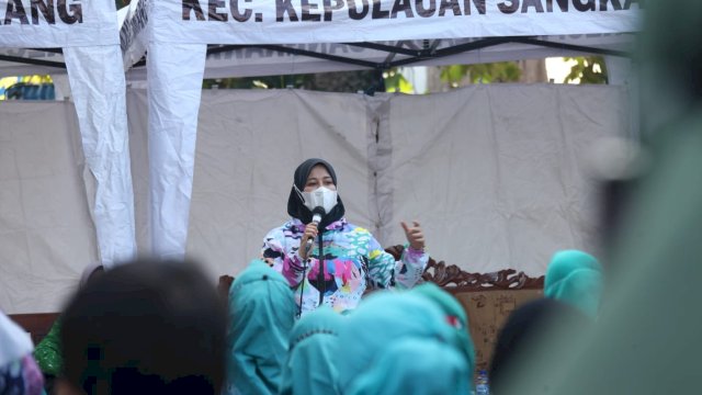 Penilaian Lomba UKM, Fatmawati Rusdi Kunjungi Kecamatan Kepulauan Sangkarrang Makassar