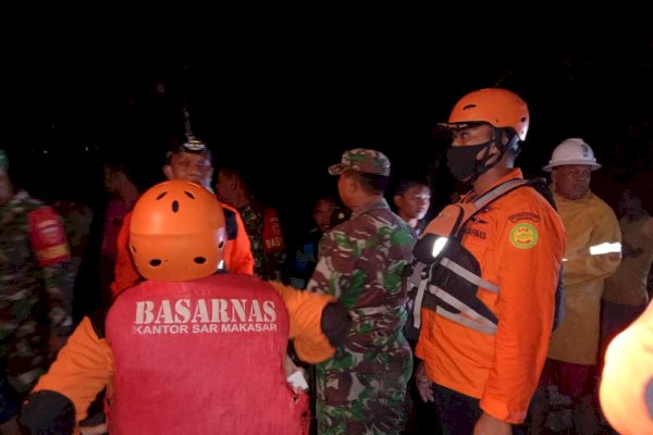 Bencana Banjir dan Longsor di Luwu Sulsel, Rumah Kepala Desa Tertimbun Longsor