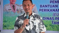 Wakili Walikota, FKJ Serahkan Peralatan untuk Pembudidaya Rumput Laut di Palopo