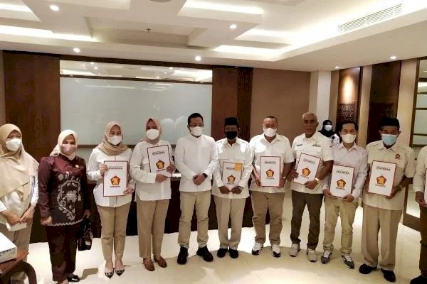 Jelang Kedatangan Sekjen Ahmad Muzani, Gerindra Sulsel Ganti 5 Ketua DPC