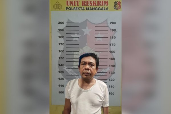 Perlu Waspada! Pria Ini Sopan Saat Mau Pinjam Toilet, Pas Keluar dari Rumah Malah Curi Handphone