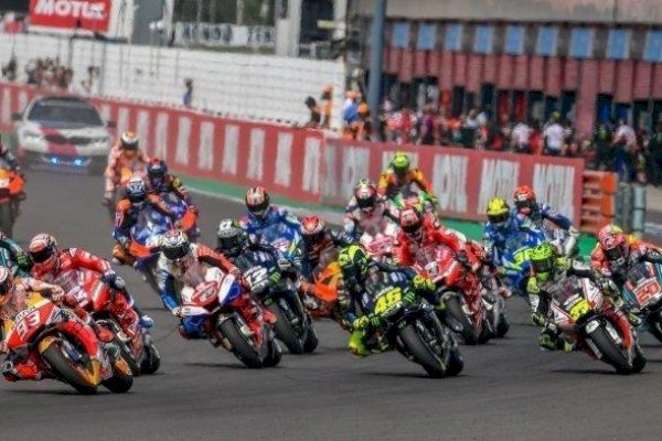 Pembalap Ducati Kuasai Sirkuit Misano Italia, sedangkan Valentino Rossi Start dari Posisi Paling Buncit