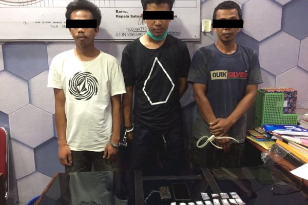 Edarkan Sabu, Tiga Pemuda di Barru Sulsel Diringkus Polisi