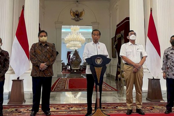 Pasca Putusan MK, Presiden Jokowi Tegaskan Undang-undang Cipta Kerja Masih Berlaku