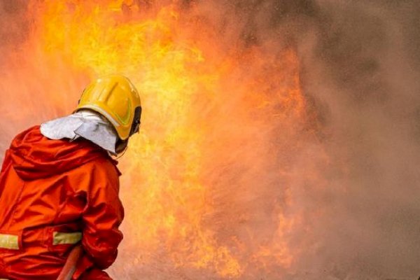 Diduga Korsleting Listrik, Puluhan Kontrakan di Pasar Minggu Terbakar