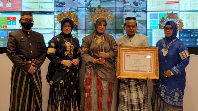 Makassar Terima Penghargaan Top 45 Inovasi dari Menteri PAN-RB