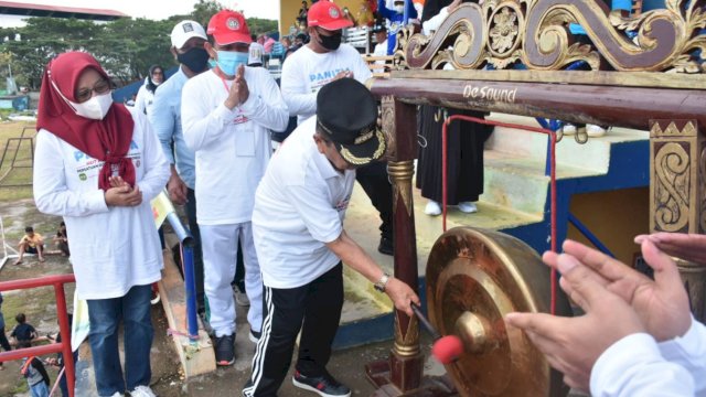 Walikota Palopo Judas Buka Kegiatan Porseni dalam Rangka HGN dan HUT PGRI ke-76