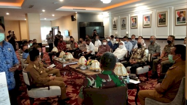 Sikapi Insiden Asrama Mahasiswa Bone-Luwu, Plt Gubernur Sulsel Dudukkan Bersama TNI-Polri, Ormas hingga Kepemudaan