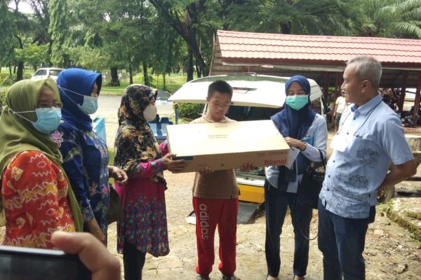 Wujudkan Kemandirian Ekonomi, Kemensos Salurkan Bantuan Disabilitas di Pangkep Sulsel