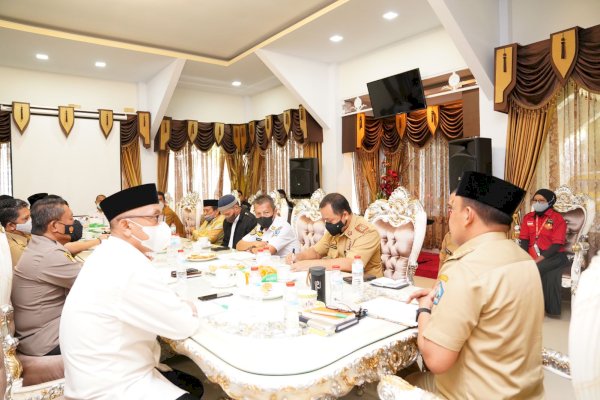 Jelang Kedatangan Abdul Somad, Ilham Azikin Gelar Rapat Bersama Tokoh Agama