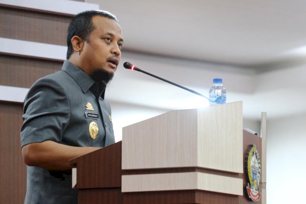 Hadiri Paripurna Ranperda APBD 2022, Plt Gubernur: Target Pendapatan Daerah Rp10,8 Triliun