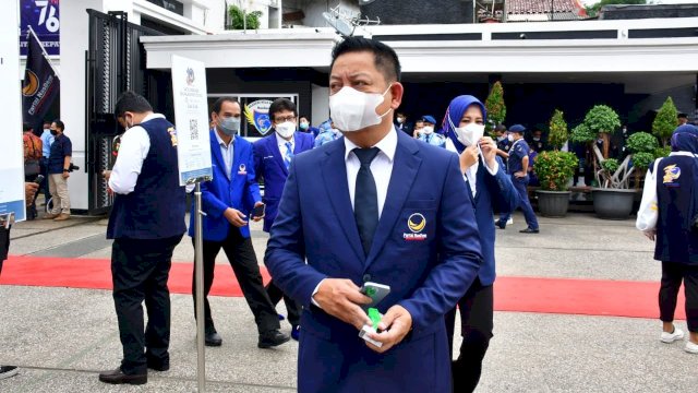 Kompaknya Ketua DPRD Makassar Rudianto dan Walikota Danny Dampingi Rusdi Masse Hadiri HUT ke-10 Partai NasDem