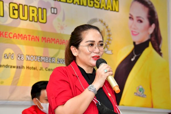 Legislator Golkar Sulsel Debbie Rusdin Ungkap Perjuangan Guru dalam Semangat Kebangsaan