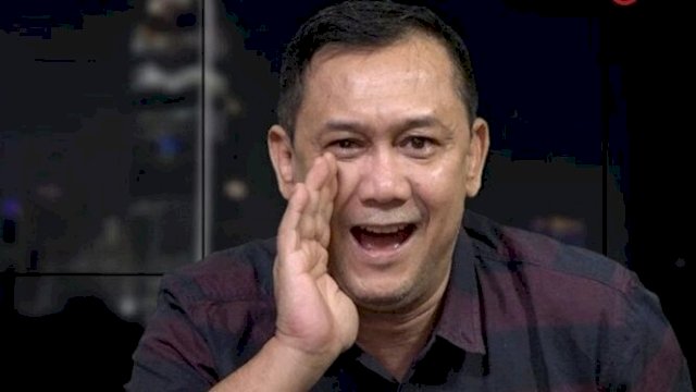 Pegiat Media Sosial, Denny Siregar