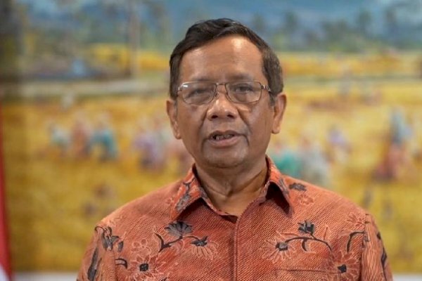 Jangan Terprovokasi Pemerintah Serang MUI Melalui Densus, Mahfud MD: Farid Okbah Memang Sudah Lama Dibuntuti!