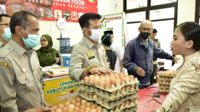 Bagikan 30 Ton Telur ke Pegawai, Kementan: Perbaikan Gizi&nbsp;