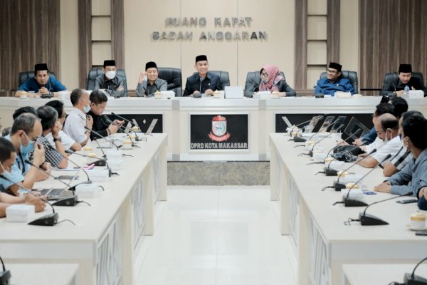 Mediasi Warga Barangca’di-PLN, Ketua DPRD Rudianto Lallo: Kita Tidak Tinggal Diam karena Ini Keprihatinan Kita Bersama