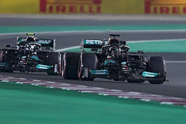 F1GP Qatar: Lewis Hamilton Sukses Asapi Verstappen, Fernando Alonso Akhirnya kembali Naik Podium