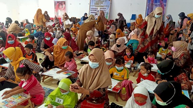 Lomba Mewarnai-Menggambar Anak Usia Dini di Pangkep