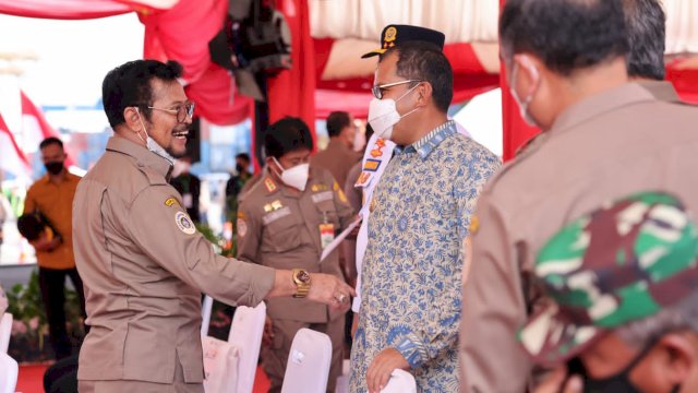 Berpusat di Makassar, Danny Pomanto Dampingi Kapolri-Mentan Syahrul Lakukan Ekspor Serentak