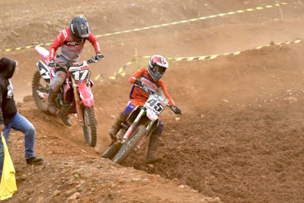 Honda CRF150L-250 Jadi Motor yang Merajai Balap Motocross-Grasstrack di Sirkuit Restorasi Luwu Sulsel