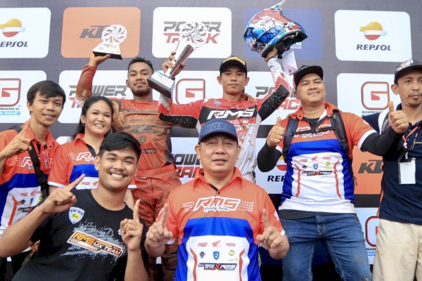 Dua Pembalap RMS Racing Team Raih Juara Umum di Powetrack 2021