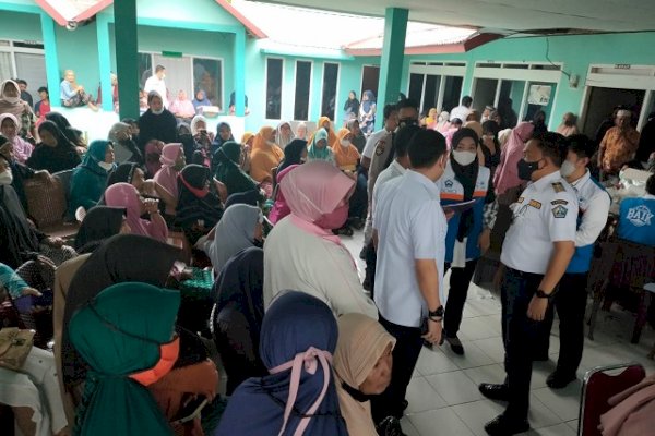 Vaksinasi Di Desa, Warga Bantaeng Antusias Ikut Vaksin