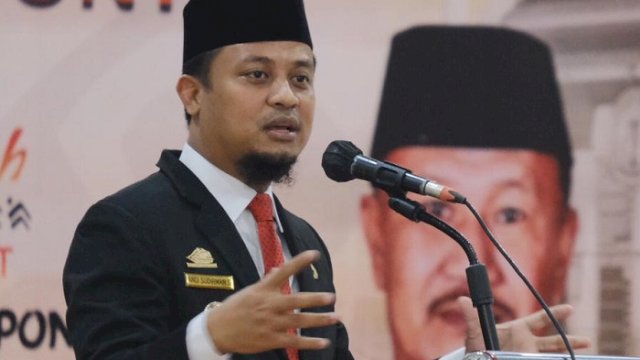 Plt Gubernur Sulsel Andi Sudirman Sulaiman ajak warga untuk segera vaksin