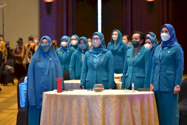 Di Acara Rakornas, Kemendagri Apresiasi PKK Sulsel yang Berhasil Turunkan Angka Stunting