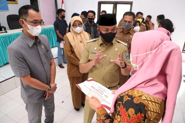 Mulai dari Tukang Buat Bata hingga Pembuat Kapal Pa&#8217;jukukang dapat Bantuan Modal Usaha Pemkab Bantaeng