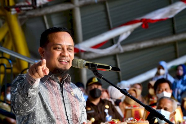 Sulsel Terintegrasi PeduliLindungi, Plt Gubernur Minta Badan Publik dan Tempat Umum Segera Terapkan
