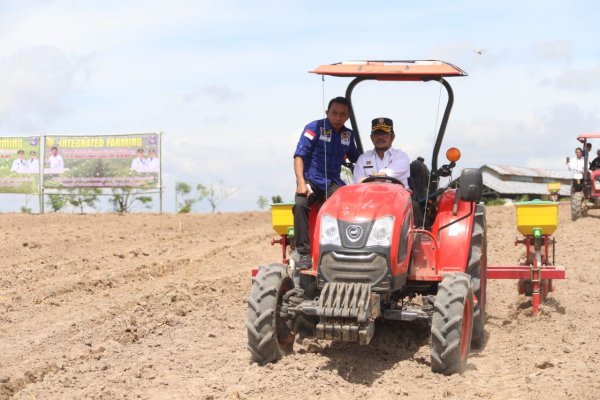 Kunker Pengujung Tahun 2021 di Enrekang, Mentan SYL Dorong Tiga Komoditas Ini Dikembangkan