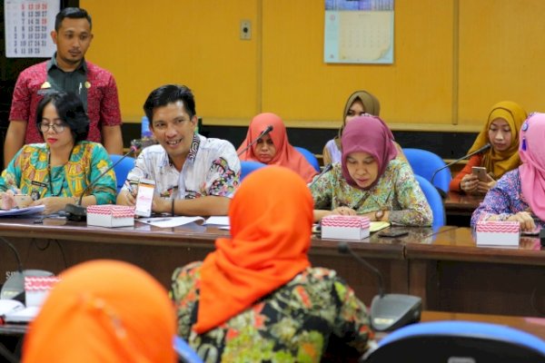 Keren!!! Masyarakat Kini Bisa Sampaikan Aspirasi Ke Dewan Makassar Lewat HP