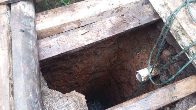 Petugas Bangunan Terperosok ke Dalam Septictank, Puluhan Petugas Damkar Dikerahkan