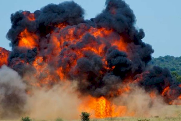 Gedung Pembuangan Limbah Terbakar, 12 Orang Dinyatakan Tewas dan Belasan Luka-luka