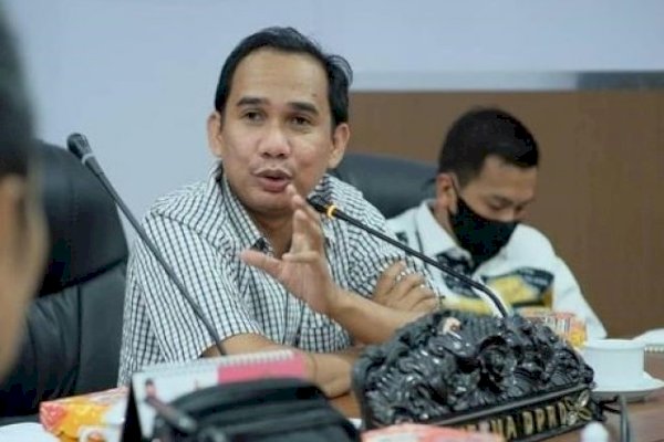 Ketua DPRD Makassar Rudianto Minta Pemkot Melakukan Penertipan Perusahaan di Tallo  