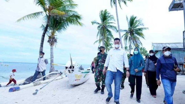 Bupati Pangkep Muhammad Yusran Lalogau.