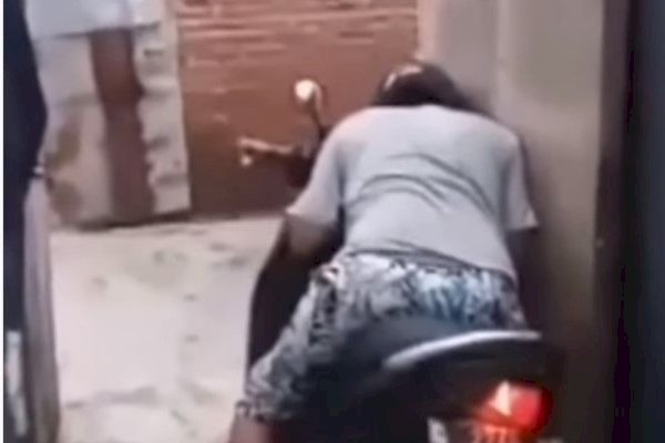 Gegerkan Warga Mayat Seorang Pria Ditemukan Tewas di Atas Motor