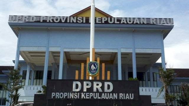 Istri Gubernur Kepri Diberhentikan Sebagai Wakil Ketua I DPRD Kepri