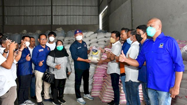 Wakil Ketua Komisi IV DPR dari Partai NasDem Rusdi Masse (RMS) mengunjungi pabrik penggilingan beras SEHATI, Sidrap.