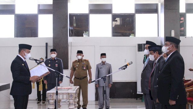 Bupati Takalar Syamsari, lantik 3 kepala OPD definitif.(F-Humas) 