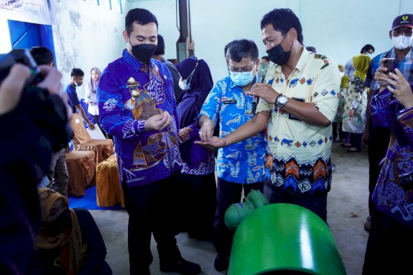 Hebat, Kabupaten Pangkep Sulsel Produksi Pakan Mandiri untuk Budidaya Tambak